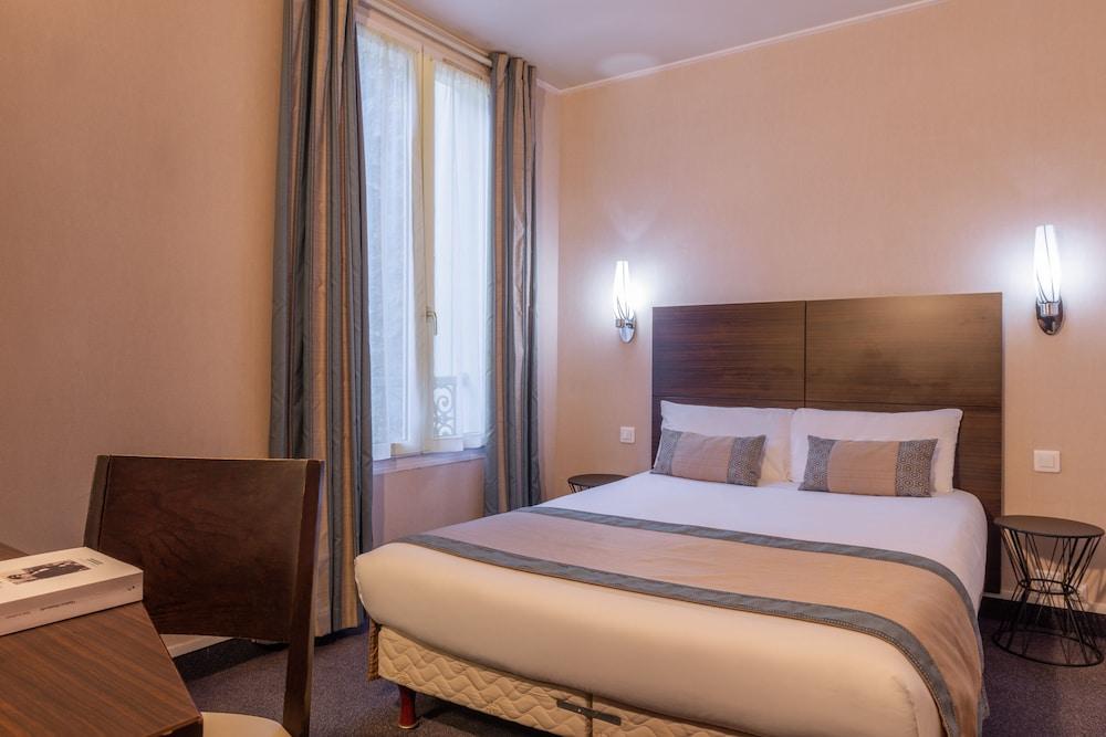 Hotel Istria By Magna Arbor Paris Exterior photo